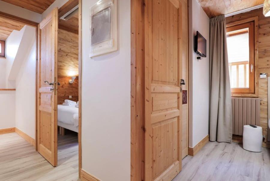 Des 2 Gares Hotel 3*
